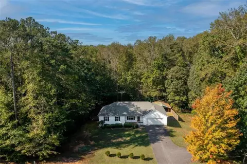 2250 Benefield Rd, Cumming, GA 30041