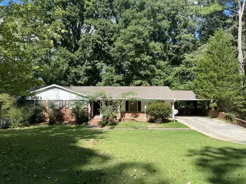 5185 Erin Rd SW, Atlanta, GA 30331