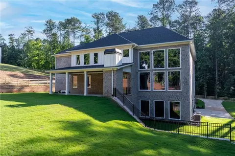 Exterior - 2121 E Maddox Rd, Buford, GA 30519 photo 10 of 12