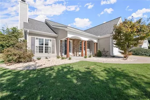 5545 Hancock Ln, Cumming, GA 30041