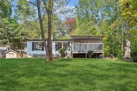 6925 Crystal Cove Trl, Gainesville, GA 30506