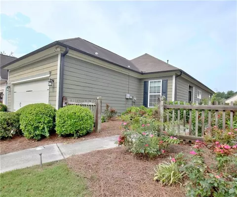 7899 Bluefin Trl, Union City, GA 30291
