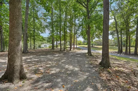 Exterior - 1828 Thomas Rd, Canton, GA 30115 photo 31 of 34