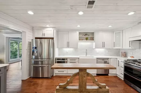 Kitchen - 1828 Thomas Rd, Canton, GA 30115 photo 4 of 8