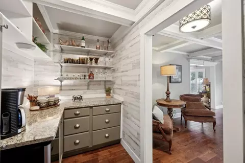 Entry Way - 1828 Thomas Rd, Canton, GA 30115 photo 4 of 12