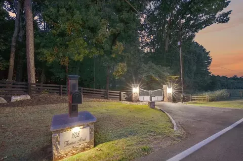 Exterior - 1828 Thomas Rd, Canton, GA 30115 photo 2 of 34