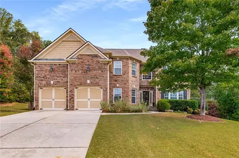 713 Bronze Ct, Acworth, GA 30102