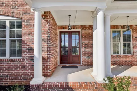 6670 Read Rd, Suwanee, GA 30024 photo 2