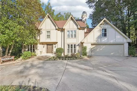 345 Crosstree Ln, Atlanta, GA 30328