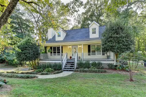 2285 Post Oak Dr, Duluth, GA 30097 photo 3