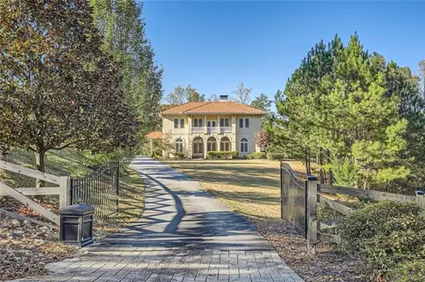 146 Circle Hill Dr, Dallas, GA 30132