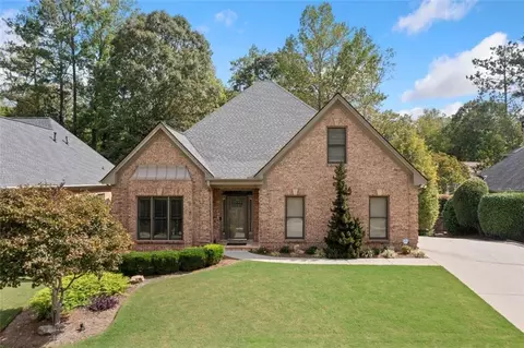 1090 Grace Hill Dr, Roswell, GA 30075