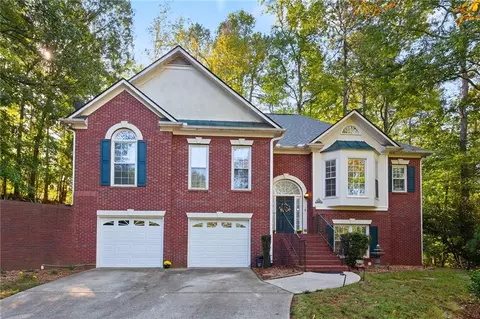 1552 Fallen Leaf Dr SW, Marietta, GA 30064