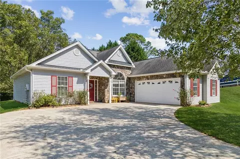 616 Rivermill Rd, Bethlehem, GA 30620