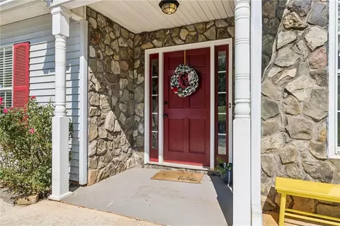 616 Rivermill Rd, Bethlehem, GA 30620 photo 2