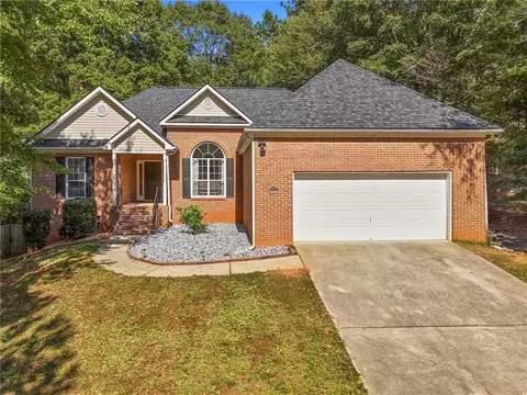 1019 Crown River Pkwy, Mcdonough, GA 30252