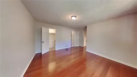 6621 Fleming Rd, Morrow, GA 30260 photo 10