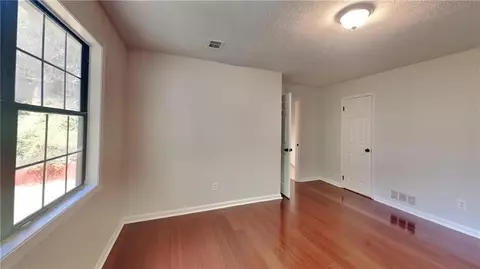 6621 Fleming Rd, Morrow, GA 30260 photo 13