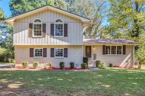 486 Oroarke Dr, Stone Mountain, GA 30088