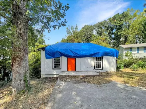 2383 Perry Blvd NW, Atlanta, GA 30318