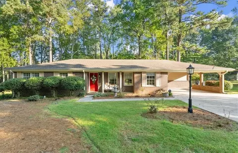 4120 Red Oak Dr, Powder Springs, GA 30127
