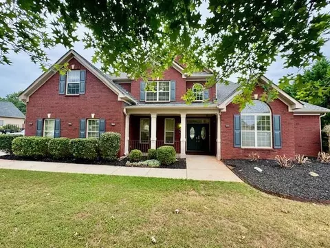 104 Bowers Ln, Mcdonough, GA 30252