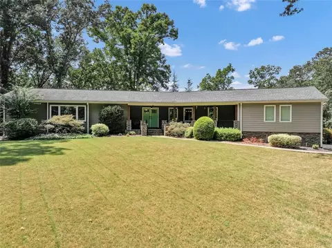 645 Town Creek Dr, Canton, GA 30115