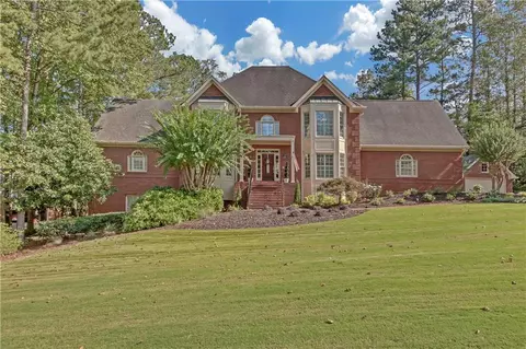 250 Plantation Way, Roswell, GA 30075