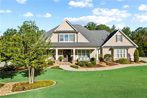157 Waterview Cir, Newnan, GA 30263