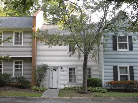 846 Heritage Sq, Decatur, GA 30033