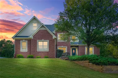 165 Rose Creek Dr, Covington, GA 30014