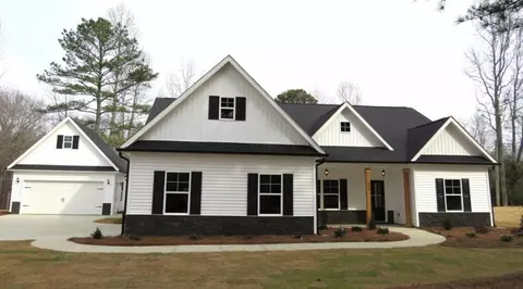 60 Lake Tanisha Dr, Dallas, GA 30157