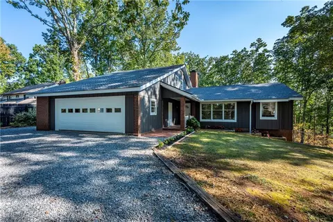 262 Sharptop Ridge Rd, Jasper, GA 30143