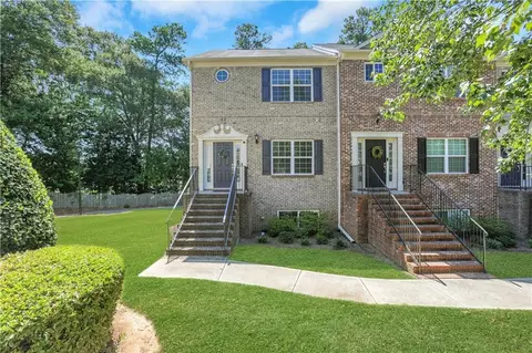 715 Pecan Knoll Dr #3, Marietta, GA 30008