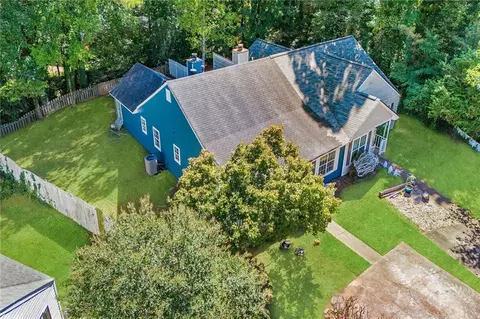 5106 Hill Farm Dr NE, Woodstock, GA 30188