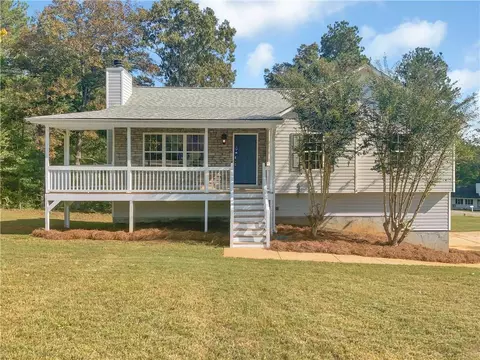 100 Slash Pine Dr, Temple, GA 30179
