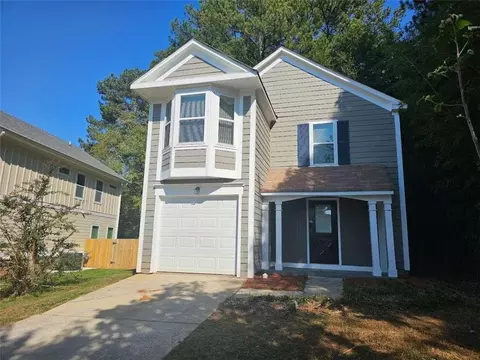 835 Leland Ct, Stone Mountain, GA 30083