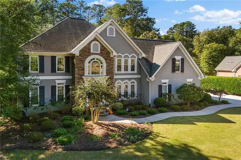 109 Chickering Pkwy, Roswell, GA 30075