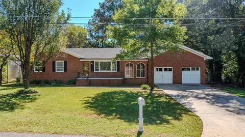 102 Linden St SE, Rome, GA 30161