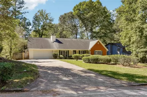 1583 Fieldgreen Trce, Stone Mountain, GA 30088