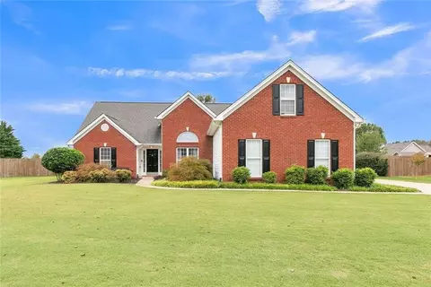 6226 Wilmington Way, Flowery Branch, GA 30542