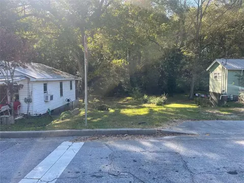 114 Emily St, Toccoa, GA 30577 photo 3