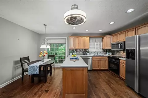 4646 Saybrook Ct, Duluth, GA 30096 photo 11