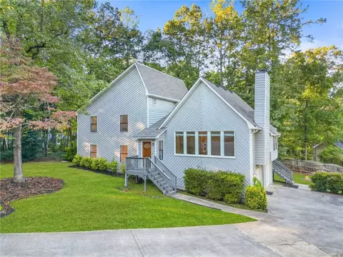 4524 Hickory Grove Dr NW, Acworth, GA 30102