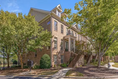 145 Alderwood Hl, Sandy Springs, GA 30328
