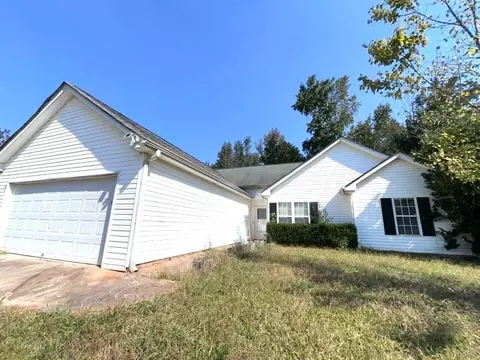 703 Mossy Oak Dr, Jackson, GA 30233