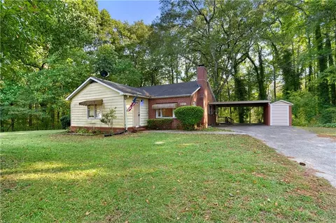 2211 Hurt Rd SW, Marietta, GA 30008