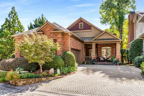 1029 Arbor Trce NE, Atlanta, GA 30319