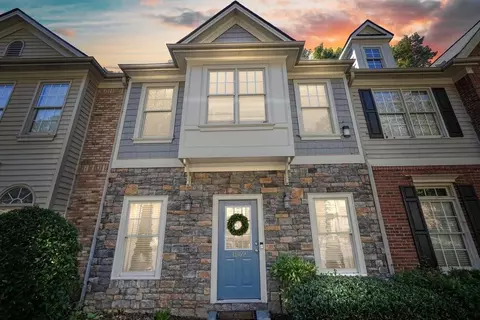 1269 Harris Commons Pl, Roswell, GA 30076