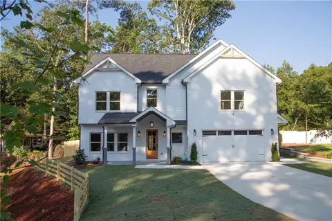 1315 Compton Woods Dr, Loganville, GA 30052